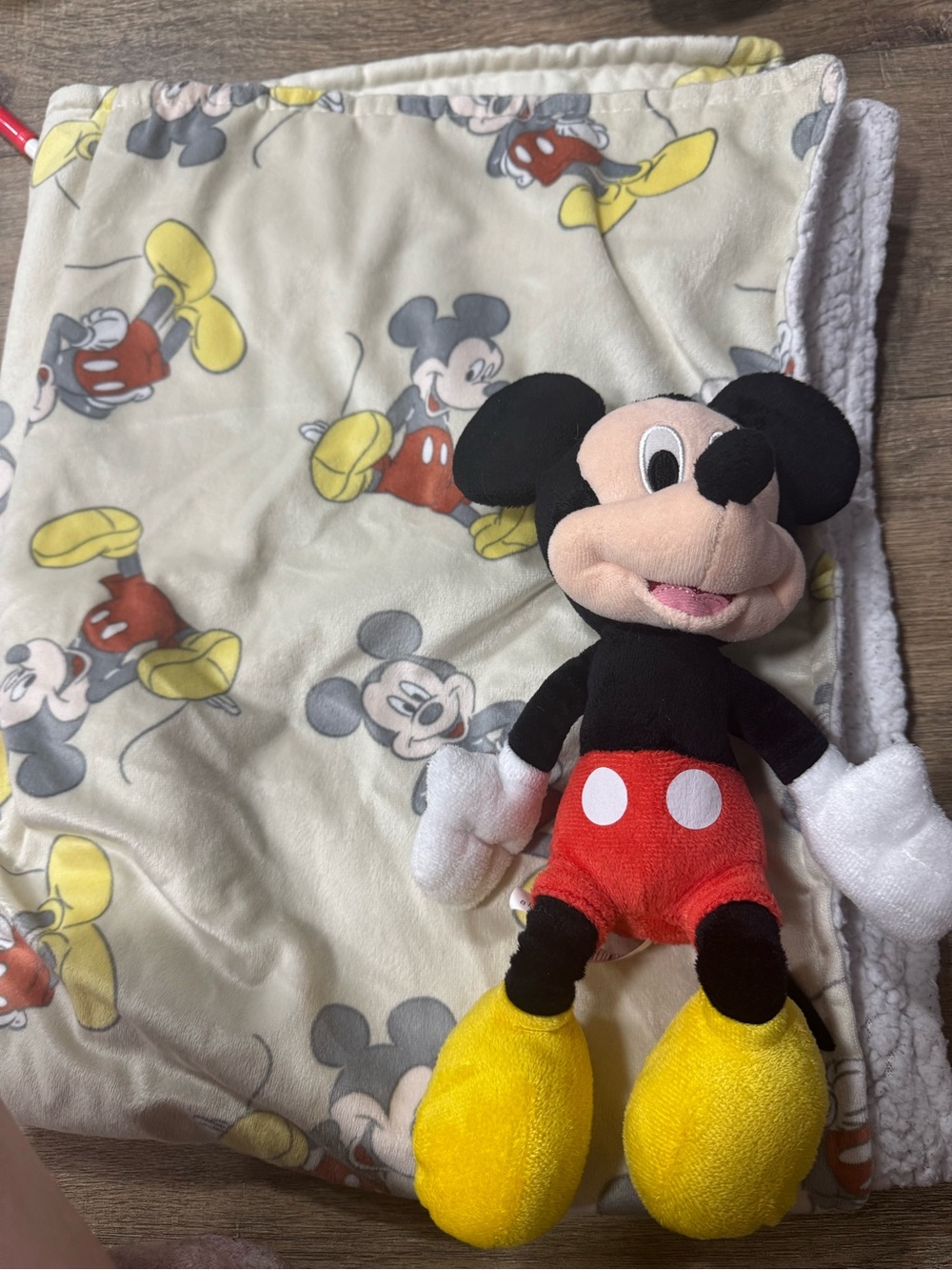 Disney Mickey Mouse Plush with Cream Mickey-Print Blanket — Black, Red, Yellow